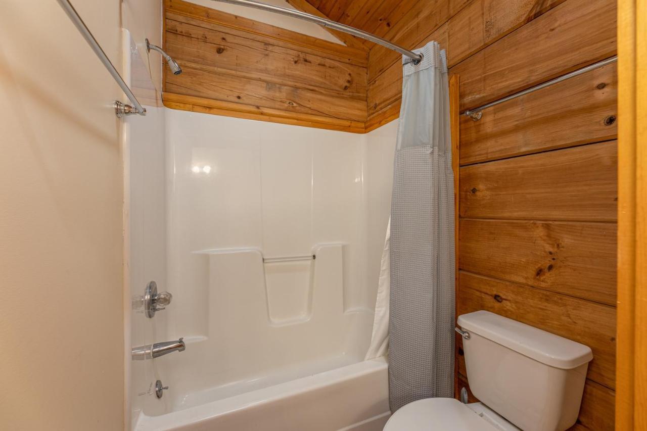 Firefly Hollow Cabin - Smoky Mountains - Soaky Mountain Water Park - Sevierville Convention Center Pigeon Forge Εξωτερικό φωτογραφία